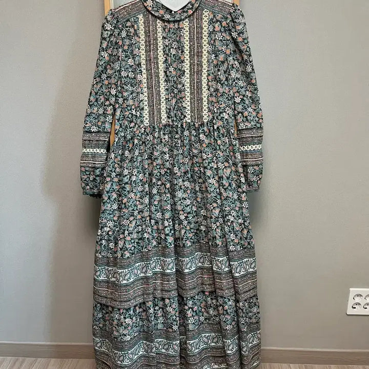[BUNJANG] Thursday Island Dress / THURTHDAY ISLAND 원피스