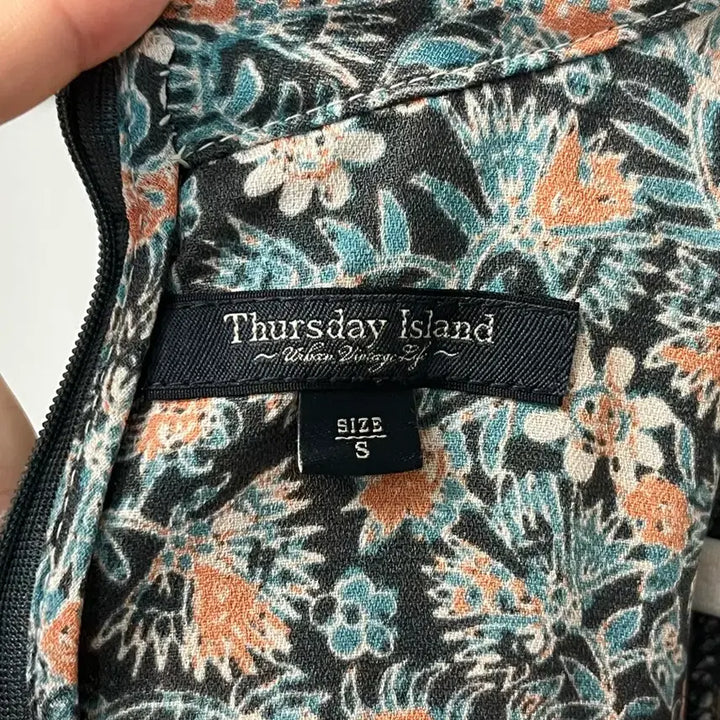 [BUNJANG] Thursday Island Dress / THURTHDAY ISLAND 원피스