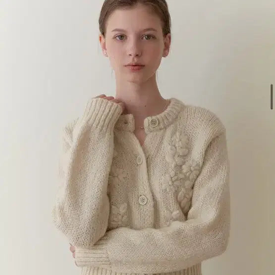 [BUNJANG] Riel Cardigan (Beige) / 리엘 가디건 (베이지)