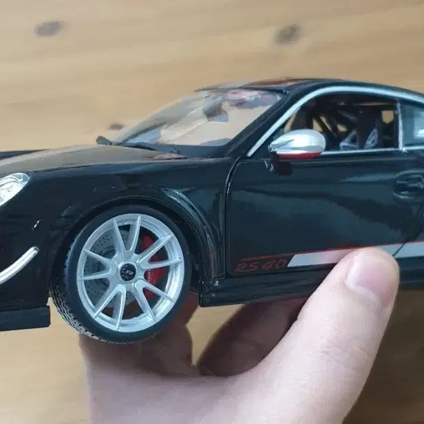 [BUNJANG] Porsche 911 RSR RS 4.0 Black Diecast Model 1:18 Scale / 포르쉐 RS 4.0 블랙 다이캐스트 모형
