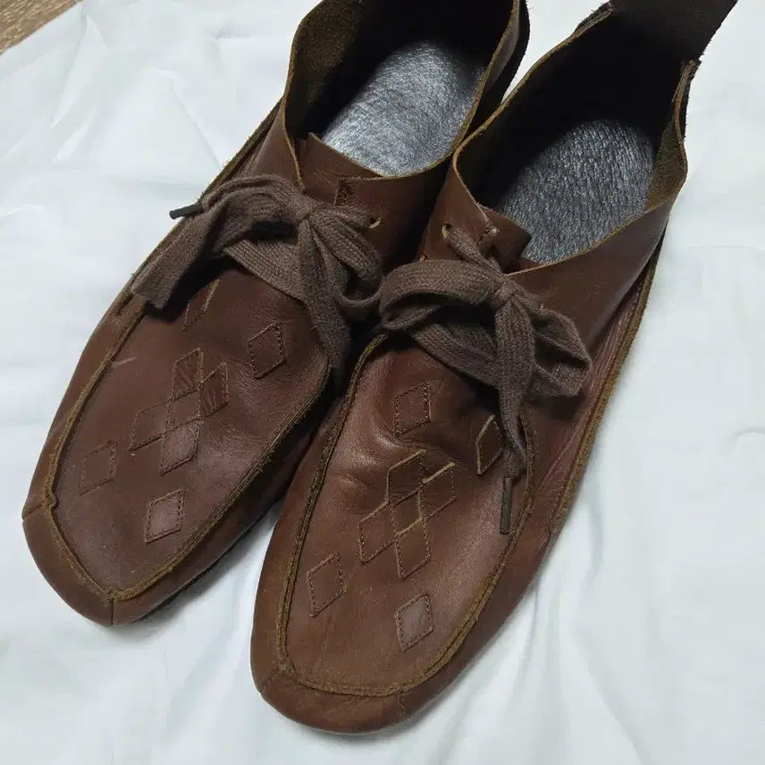 [BUNJANG] Polyteru Stitched Wallabee Leather Deep Brown / [3] 폴리테루 스티치드 왈라비 레더 딥브라운