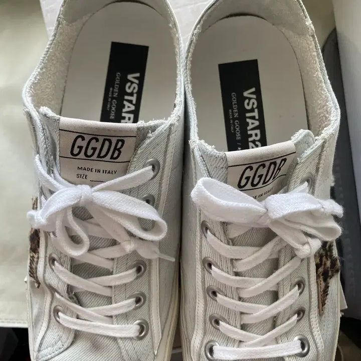 [BUNJANG] Golden Goose V-Star 2 Size 43 / 골든구스 브이스타 2v-star, 43사이즈