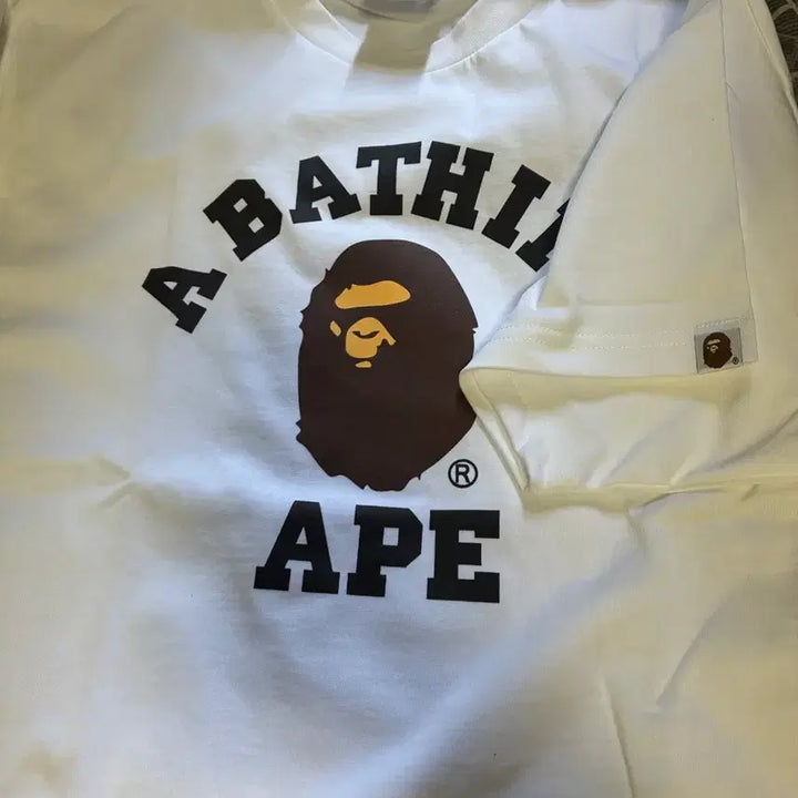[BUNJANG] BAPE Short Sleeve T-Shirt XL Black/White / 베이프 반팔 티셔츠 XL 블랙/화이트