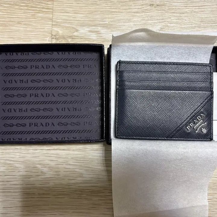 [BUNJANG] Prada Saffiano Milano Card Holder Navy / 프라다 사피아노 밀라노 카드지갑 팝니다