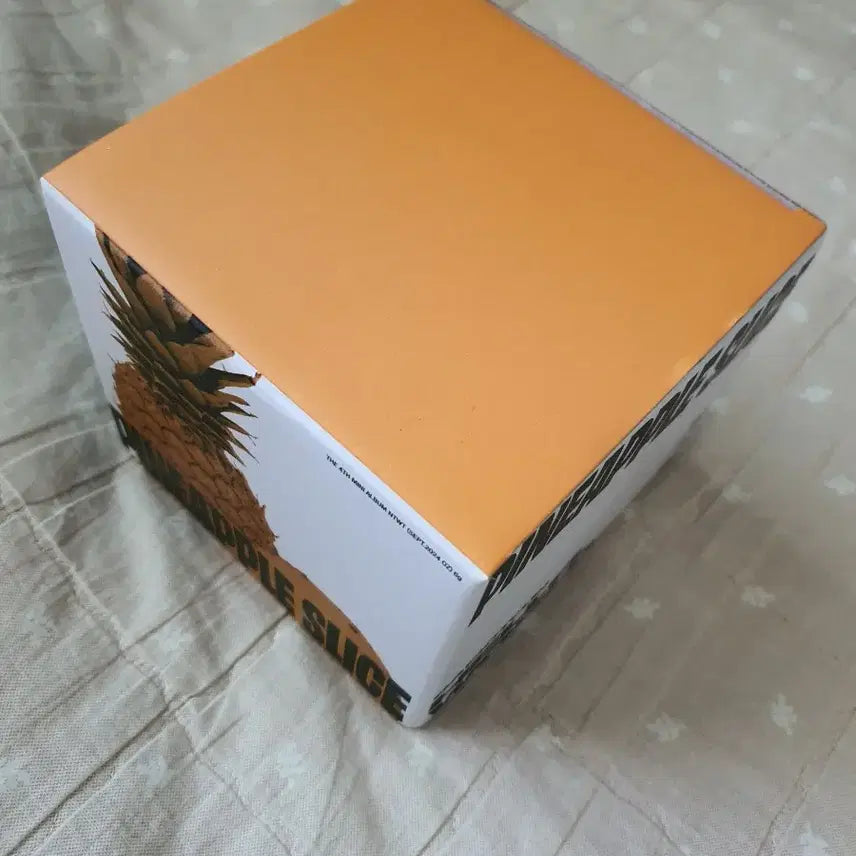 [BUNJANG] Baekhyun Hello, World Limited Edition Pineapple Ver. Sealed Album / 백현 앨범 Hello, World 한정판 파인애플 Ver. (미개봉)