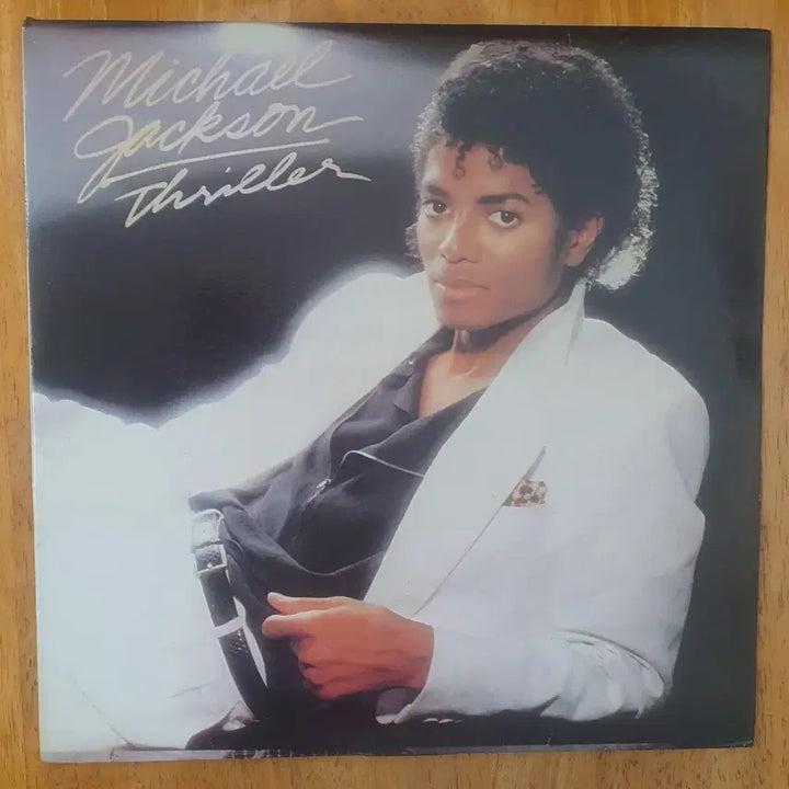 [BUNJANG] Michael Jackson Thriller LP Record / 마이클 잭슨 Thriller LP .nm-