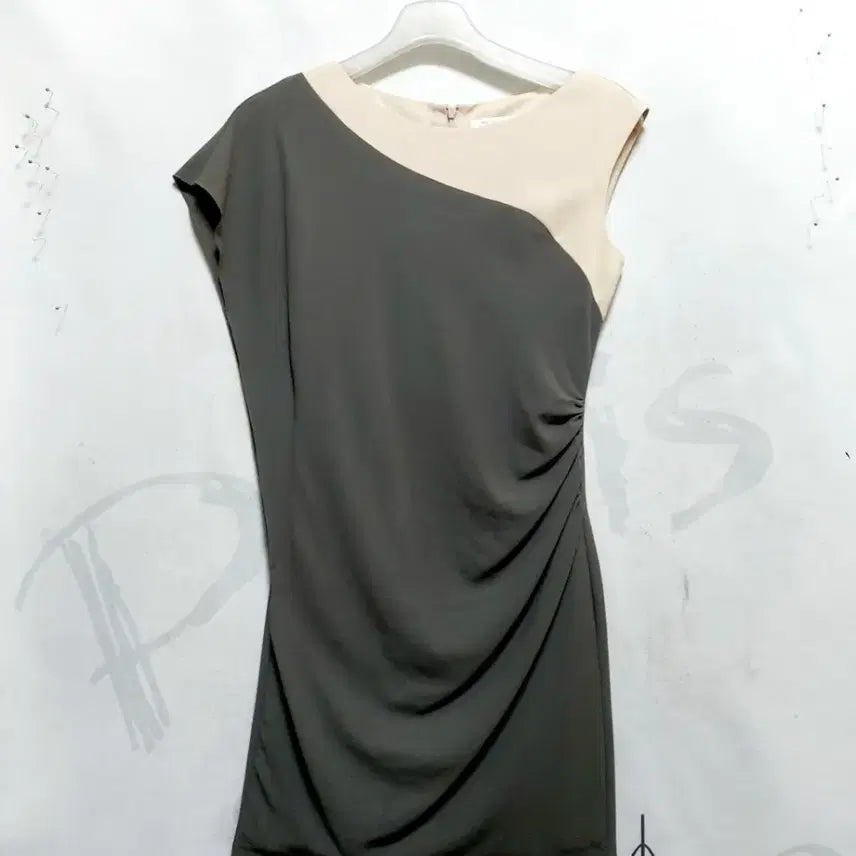 [BUNJANG] MOJO.S.FINE Luxury Sleeveless Summer Dress / 모조에스핀 럭셔리 원피스55/여름 민소매 원피스