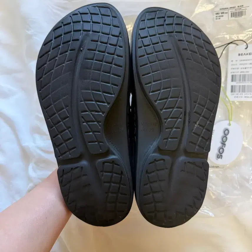 [BUNJANG] OOFOS OOFos Flip-Flop Sandals Size 250 / 우포스 쪼리 250