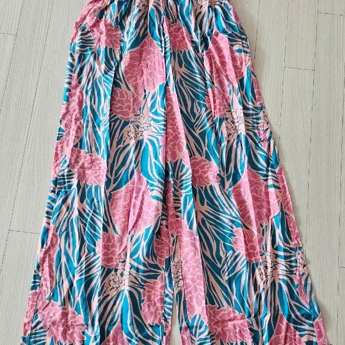 [BUNJANG] Hawaiian Flower Pattern Tube Top Jumpsuit / 하와이안 플라워 패턴 튜브탑 점프수트