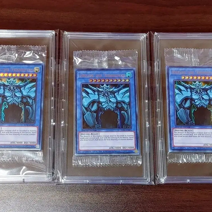 [BUNJANG] Yu-Gi-Oh! 25th Anniversary Limited Edition Quarter Secret Rare Obelisk, Slifer, Ra Sealed Pack / 유희왕 영판 25주년 한정판 쿼터시크릿 레어 삼환신 미개봉팩