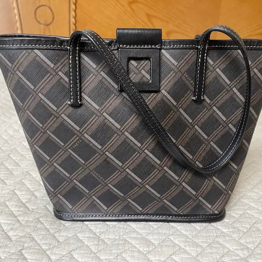 [BUNJANG] Rouge &amp; Lounge Tote Bag / 루즈앤라운지 토트백