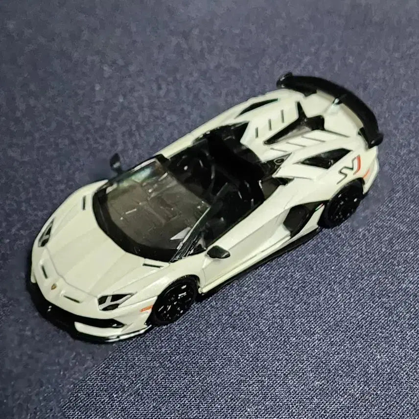 [BUNJANG] Minini GT Lamborghini Aventador SVJ Roadster Model Car / 미니지티 람보르기니 아벤타도르 SVJ 로드스터