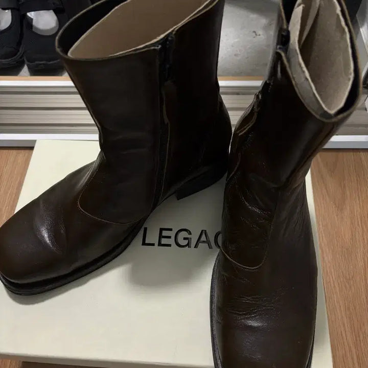 [BUNJANG] Our Legacy Camion Boots Olive Leather / 아워레가시 카미온 부츠 올리브 레더 43