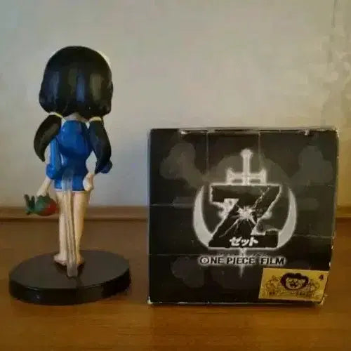 [BUNJANG] One Piece Nico Robin World Collectable Figure / 원피스 니코로빈 월드 콜렉터블 피규어