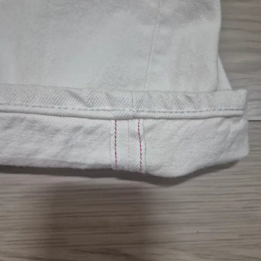 [BUNJANG] Uniqlo Ecru Jeans Regular Fit Selvedge Denim / 유니클로 에크루진