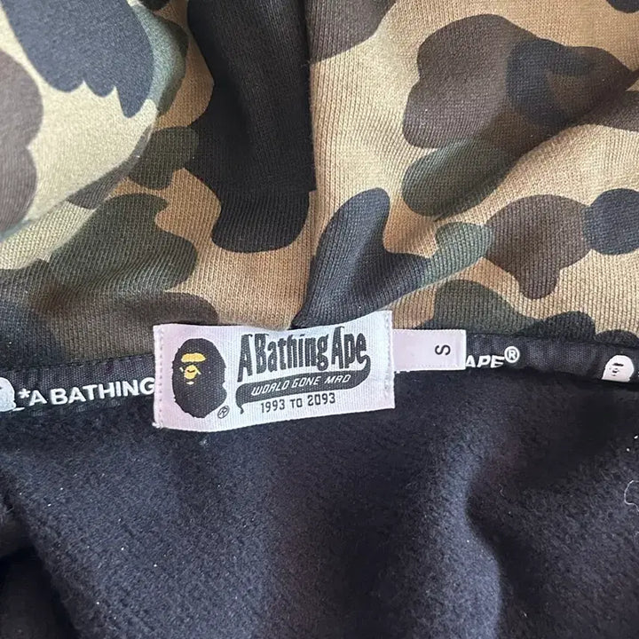 [BUNJANG] BAPE Shark Black Hoodie Zip-Up Camo / BAPE 샤크 블랙 후드 집업 카모 베이프 후드집업 샤크후드