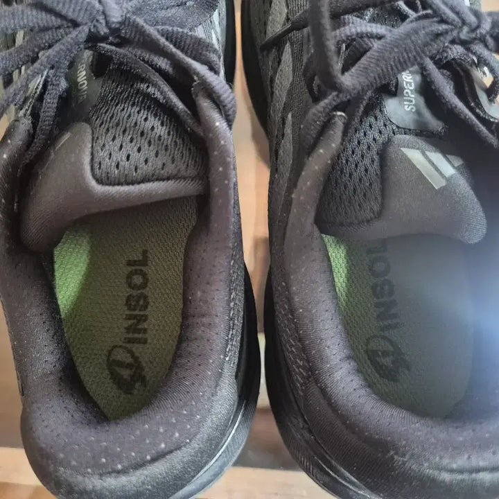[BUNJANG] Adidas Supernova IG5836 Black 225mm / 아디다스 슈퍼노바 IG5836 블랙 225mm