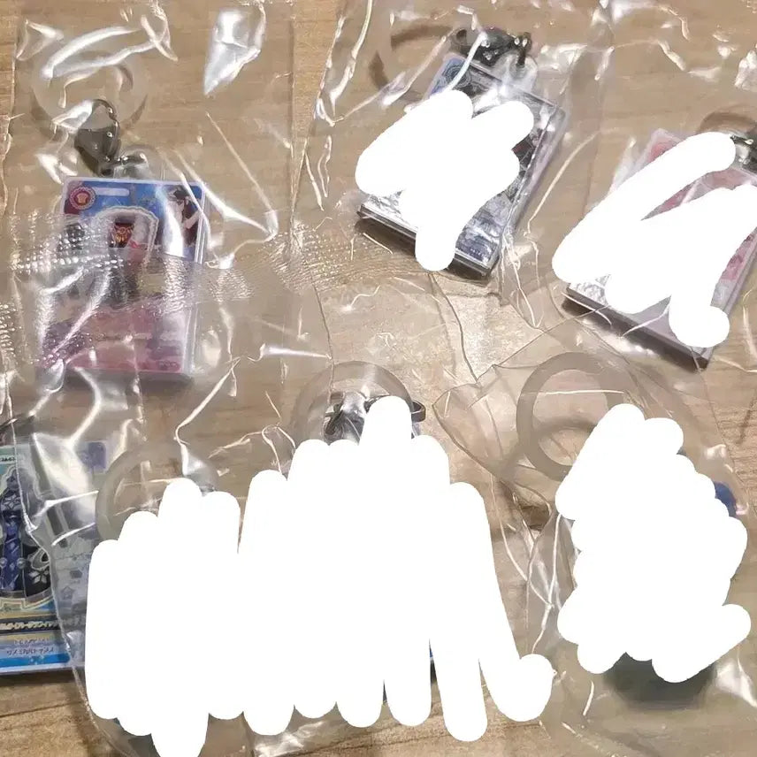 [BUNJANG] Aikatsu! Idolm@ster Gacha Card Keyring - Momi &amp; Aoi / 아이카츠 아이엠스타 가챠 카드키링 메지루시 보라 란 마린 아오이