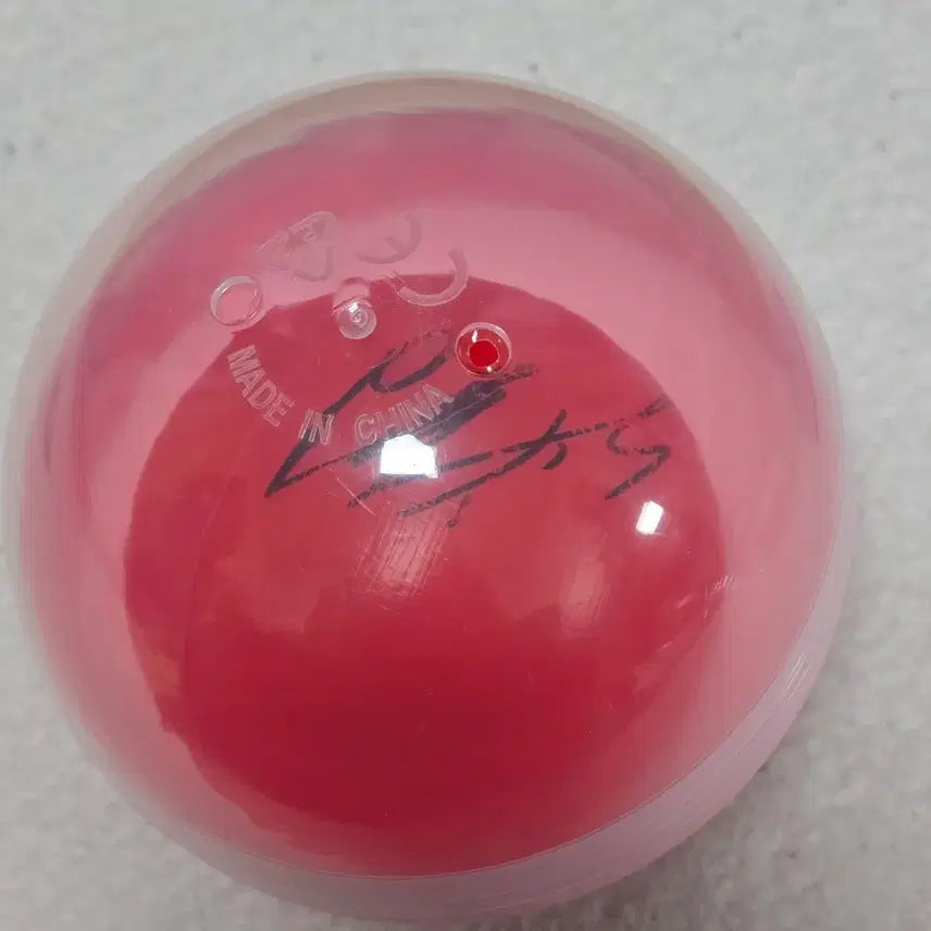 [BUNJANG] The Boyz Sunwoo Autographed Ball / 더보이즈 선우 싸인볼