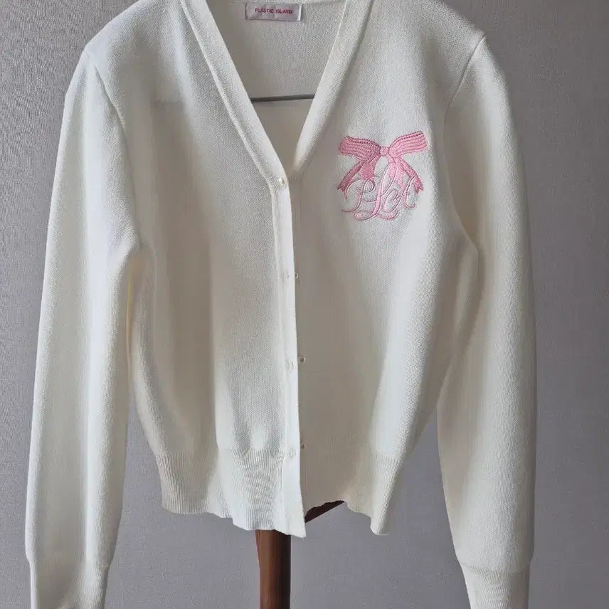 [BUNJANG] Plastic Island Ivory Flower Embroidered Cardigan / 플라스틱아일랜드 아이보리 플라워 자수 가디건