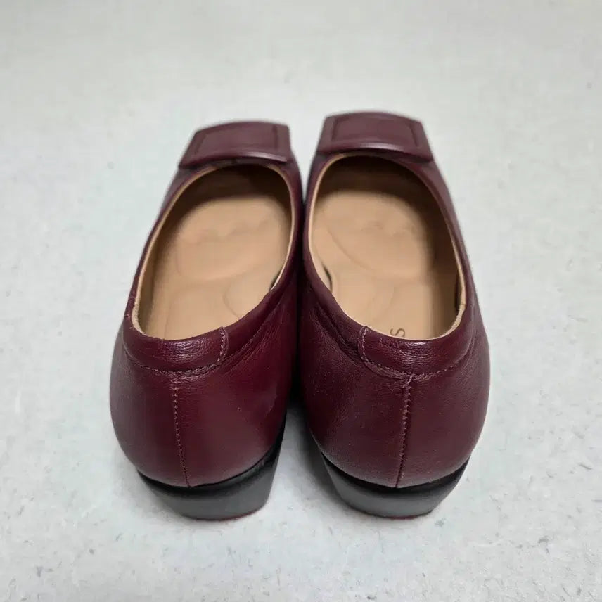 [BUNJANG] Brumas Burgundy Flat Loafers / 245)브루마스 버건디 플랫 로퍼