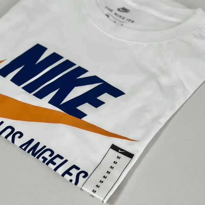 [BUNJANG] Nike LA T-Shirt White / 나이키 LA 반팔 화이트 새상품 S,M,L,XL