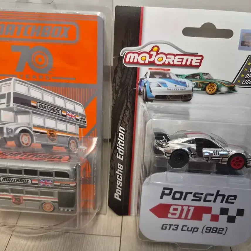 [BUNJANG] Majorette Porsche 911 GT3 Cup &amp; Matchbox Bus Die-cast Model Set / 마조레트 포르쉐 911 GT3 컵 &amp; 매치박스 버스