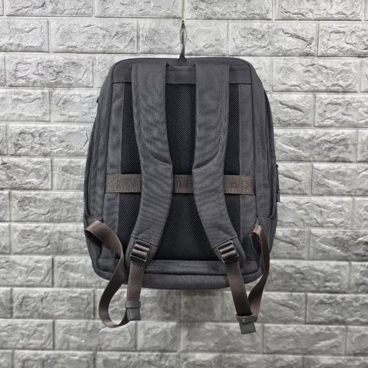 [BUNJANG] Samsonite Grey Leather Trim Backpack / 쌤소나이트 백팩 회색 가방  사이즈 40*30 앞쪽 가죽