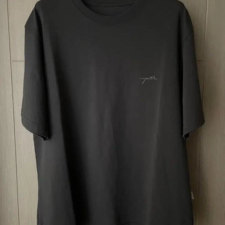 [BUNJANG] Youth Logo T-shirt Charcoal Gray Size S / 유스 로고 티셔츠 차콜 그레이 S사이즈 판매