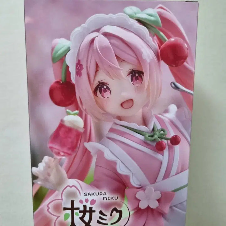 [BUNJANG] Taito Sakura Miku Coreful Teahouse Figure / 미개봉) 사쿠라 미쿠 Coreful 찻집 피규어 타이토 미쿠 메이드 카페