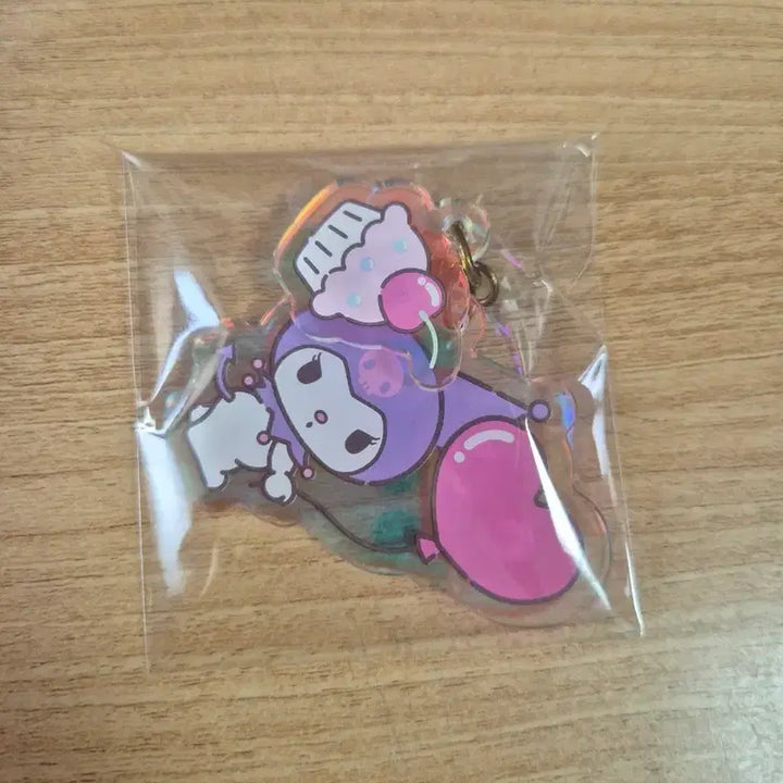 [BUNJANG] Sanrio Kuromi Hologram Acrylic Double Charm Keychain / 쿠로미 홀로그램 아크릴 키링
