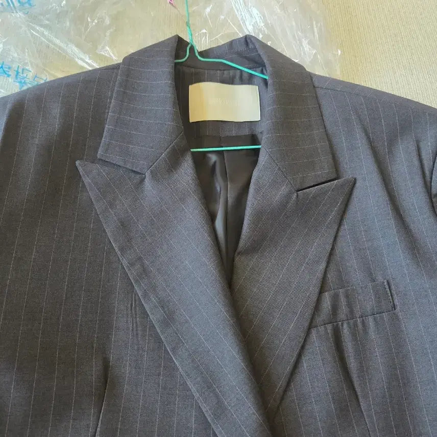 [BUNJANG] QueensRabbit Stripe Overfit Double-Breasted Suit Jacket / 퀸스래빗 스트라이프 정장 자켓