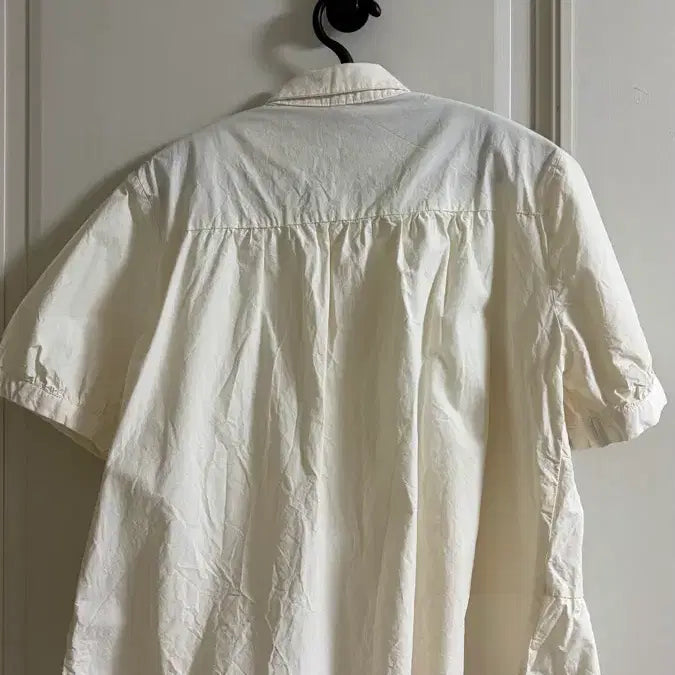 [BUNJANG] Ivory Crinkle Short-Sleeve Summer Shirt Blouse / 아이보리 바스락 캉캉 반팔 여름 셔츠 블라우스