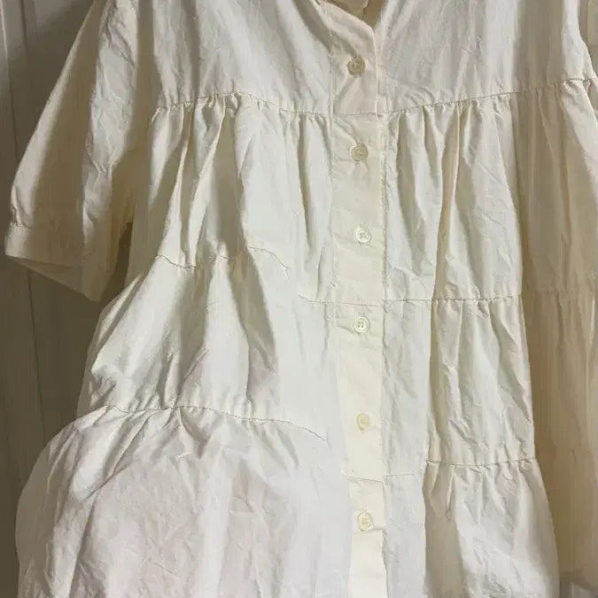 [BUNJANG] Ivory Crinkle Short-Sleeve Summer Shirt Blouse / 아이보리 바스락 캉캉 반팔 여름 셔츠 블라우스