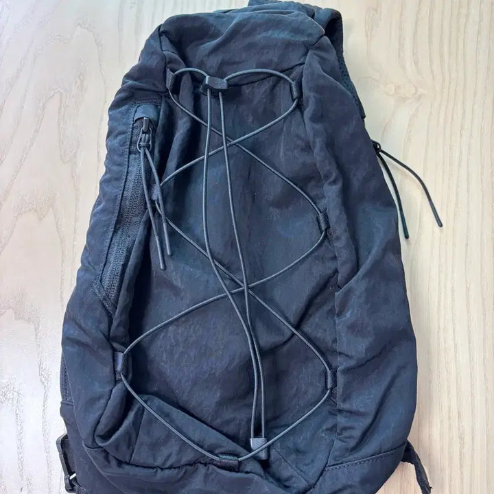 [BUNJANG] CP Company Nylon B Lens Crossbody Bag Black / CP컴퍼니 나일론 B 렌즈 크로스백 블랙