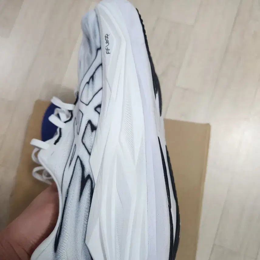 [BUNJANG] Asics Superblast 3 Running Shoes (280mm) / 아식스 슈퍼블라스트3 280팝니다