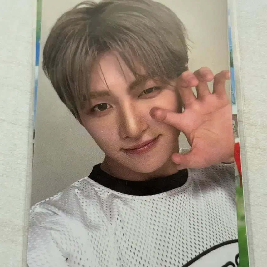 [BUNJANG] TWS Jihoon VR Photocard / 투어스 지훈 vr 포카 양도