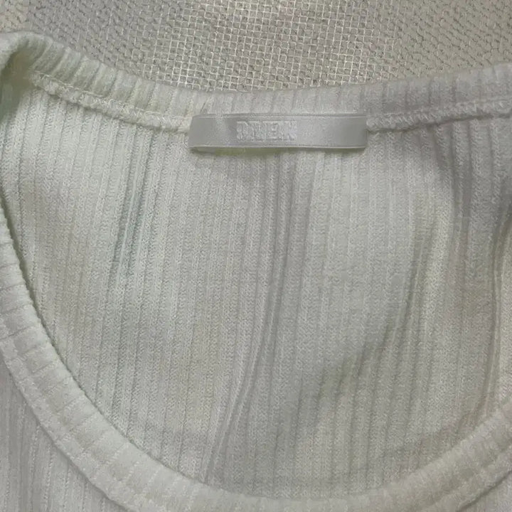 [BUNJANG] Dive In Sleeveless Undershirt / 다이브인 슬립리스