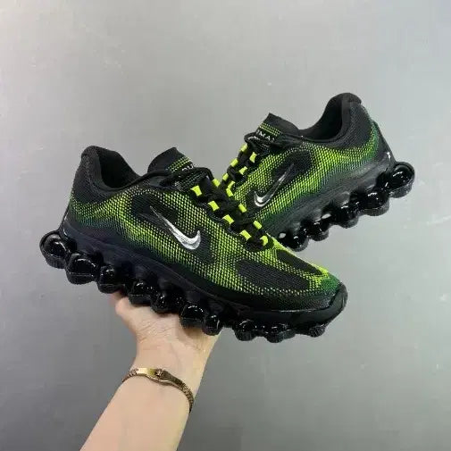 [BUNJANG] Nike Tubular Runner Black/Fluorescent Sneakers Size 250 / 나이키 튜블러 러너 블랙/형광 스니커즈 사이즈250