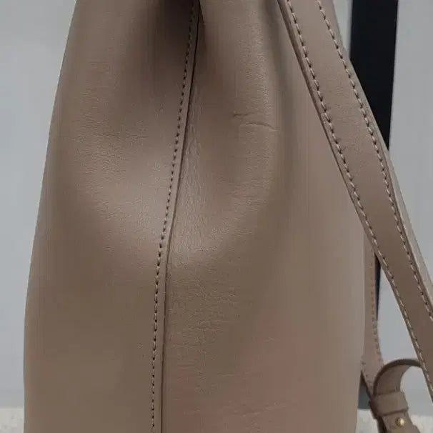 [BUNJANG] Roh Seoul Leather Crossbody Bag / ROH  SEOUL  크로스백