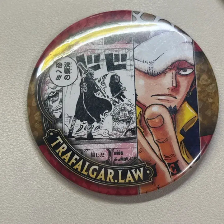 [BUNJANG] One Piece Trafalgar Law "Mera Mera no Mi" Can Badge Set / 원피스 트라팔가 로우 캔뱃지/수술수술열매