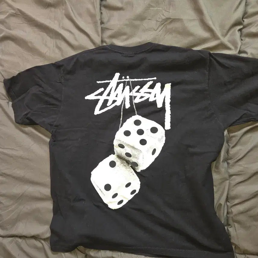 [BUNJANG] Stussy Fuzzy Dice T-Shirt Black Size L / 스투시 퍼지 다이스 티셔츠 블랙 사이즈 L