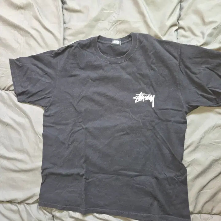 [BUNJANG] Stussy Fuzzy Dice T-Shirt Black Size L / 스투시 퍼지 다이스 티셔츠 블랙 사이즈 L