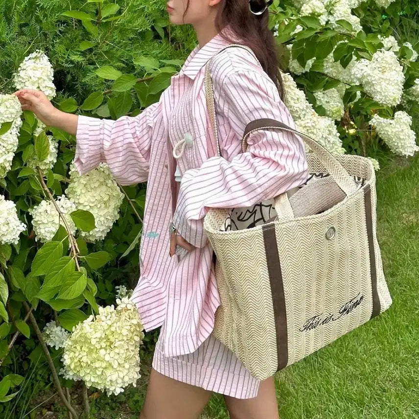 [BUNJANG] This is Fine Artist Lee Shin Collaboration Rattan Bag / 디스이즈파인 라탄백