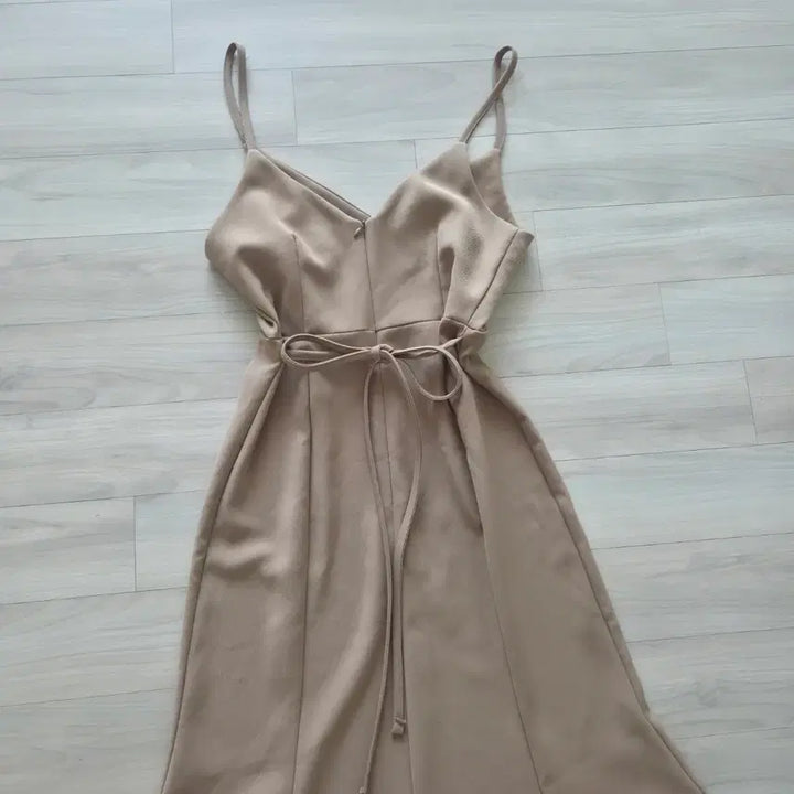 [BUNJANG] Beige Strap Long Dress Sleeveless Vest Style / 베이지 끈 롱 원피스 뷔스티에 나시 데이트룩