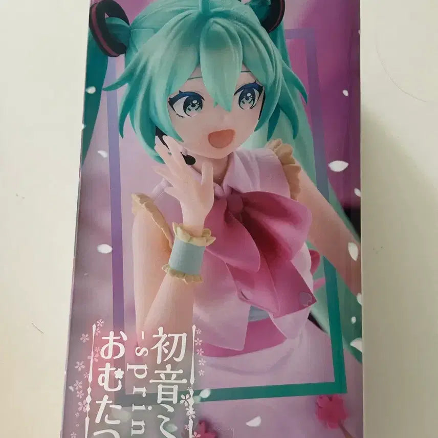[BUNJANG] Sega Luminasta Hatsune Miku Spring Ver. Figure / 세가 Luminasta 하츠네 미쿠 Spring Ver. 피규어 (급처)