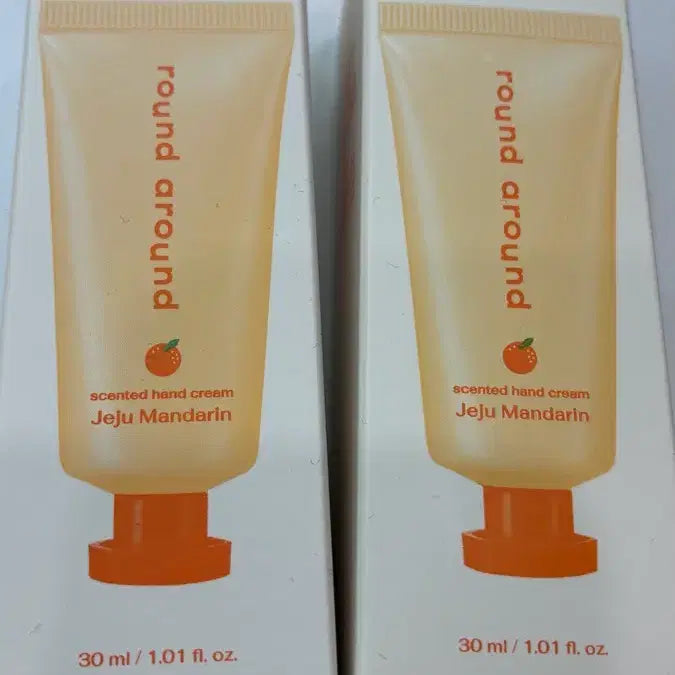 [BUNJANG] Round Around Jeju Tangerine Hand Cream 30ml Bundle Set (3 pcs) / (미개봉)라운드어라운드 제주 감귤 핸드크림 30ml 3개 일괄판매