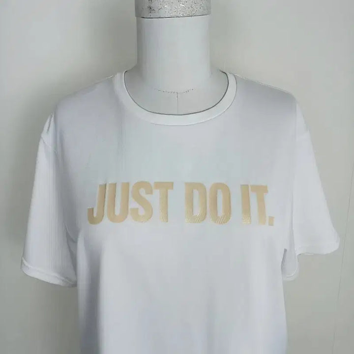[BUNJANG] Nike Just Do It White Short Sleeve T-Shirt Women&