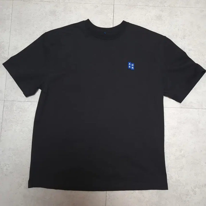 [SOLD OUT] 아더에러 블랙 반팔 티셔츠 새상품