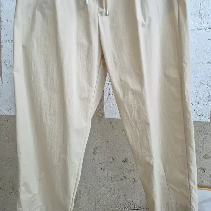 [BUNJANG] Poul &amp; Joe Relaxed Fit Baggy Pants Beige / 폴앤조이 시원 배기팬츠